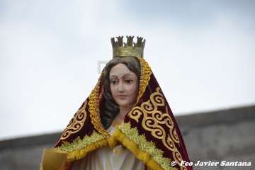 Santa Bárbara luce manto nuevo en la procesión de Lomo Catela (Foto Francisco Javier Santana)